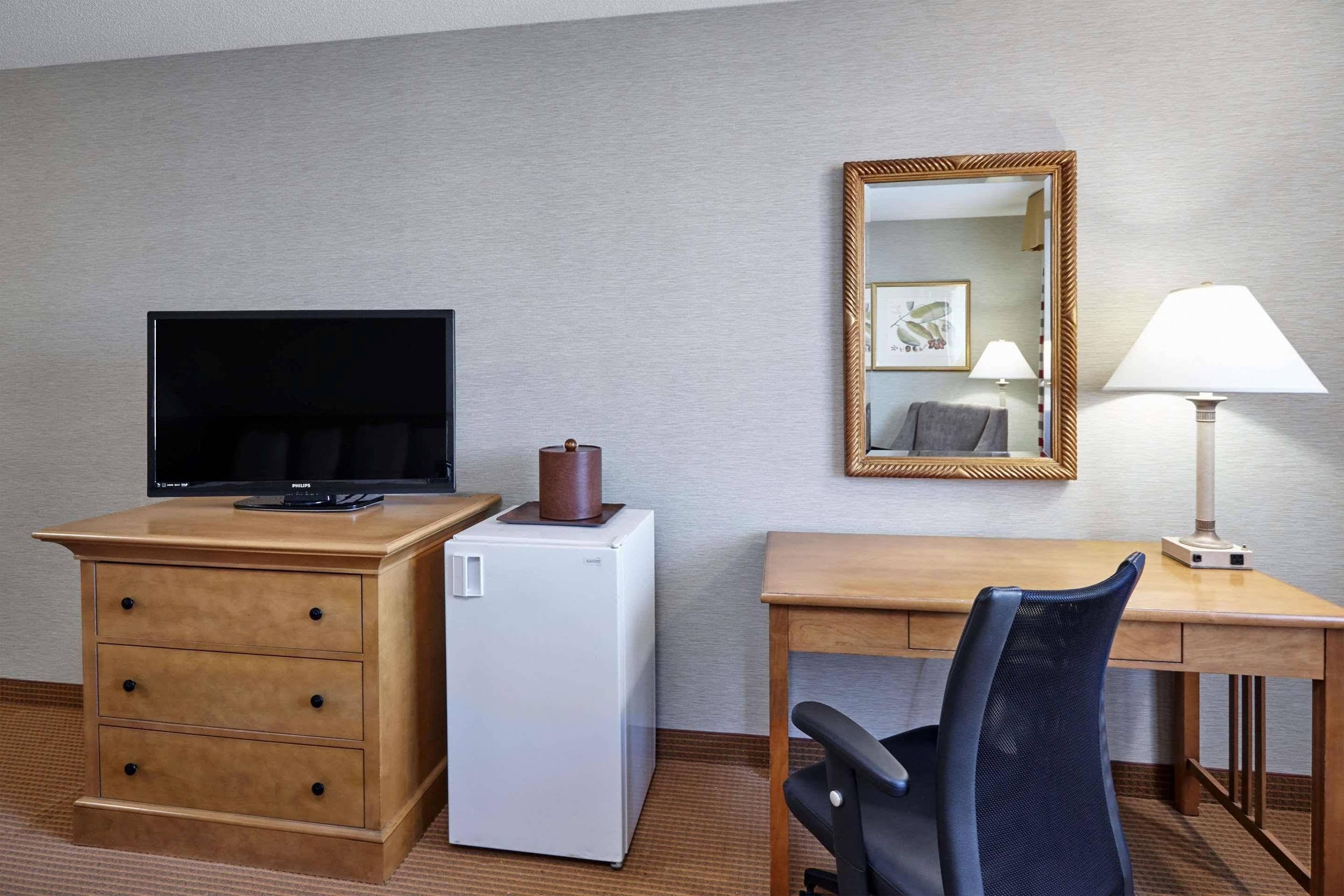 Madison Plaza Hotel Eksteriør billede
